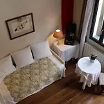 Bed & Breakfast La Petite Maison *