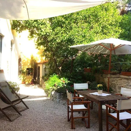 Bed & Breakfast La Petite Maison Menton